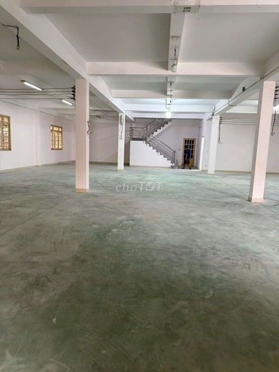 Cho thuê kho xưởng Hiệp Bình Chánh, Thủ Đức
Dt 800m2