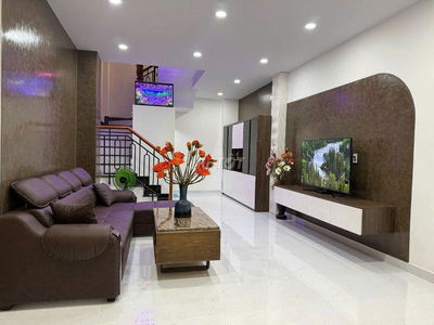 Nhà Mới 100%, đường Quang Trung, F.10, Gò Vấp. 4 Tầng siêu đẹp ở luôn