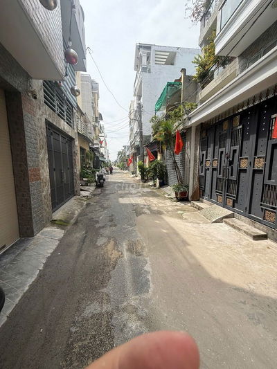 Nhà Nguyên Căn 180m2 – Hẻm 8m, Sân bay 15p, Phạm Văn Bạch Tân Bình