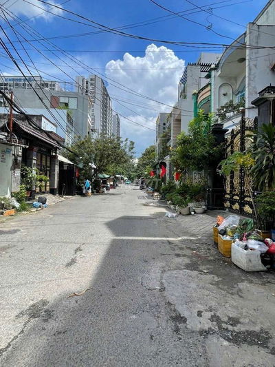 NHÀ 3 TẦNG BTCT - NGANG 5M - HẺM XE HƠI