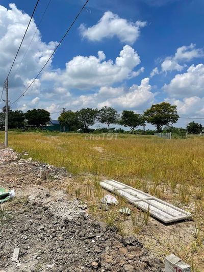 490tr, 180m2 thổ cư ,tân trung, TP gò Công, gần ủy ban .