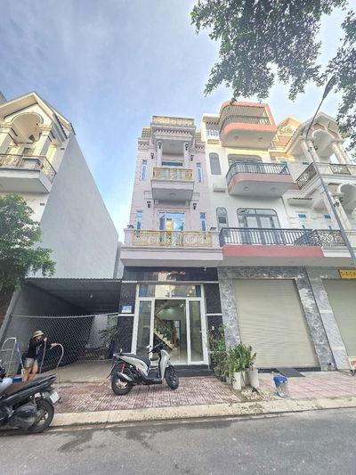 Nhà 3 tầng KDC Phú Hồng Khang chỉ 3tỷ 990 bớt lộc