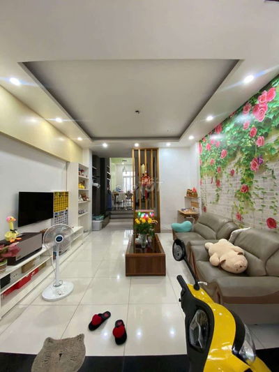 12 TỶ - [4m x 18.5m] - HẺM NHỰA 8M, gần MẶT TIỀN đối diện ĐẦM SEN Q11