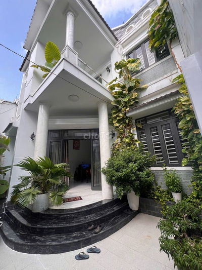 Cần bán nhà riêng 2 tầng, 79,2m2, Đường Phú Định , Quận 8, TP.HCM.