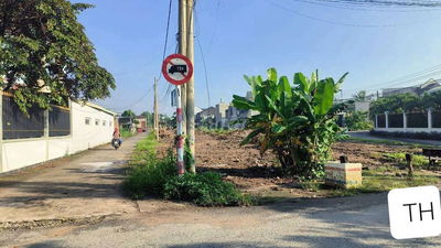 Bán đất lô góc 2 mặt tiền ĐX142 P.Chánh Hiệp giá rẻ chỉ 2 tỷ 3