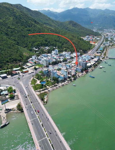 Hàng Hiếm khu vực tái định cư Hòn Rớ bên sông
