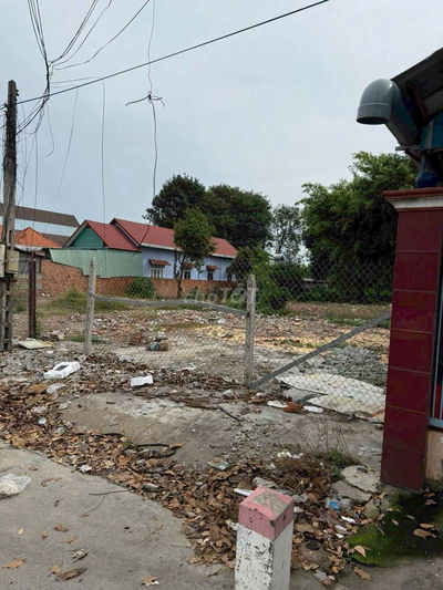 Bán lô đất mặt tiền quốc lộ 13 Tân Định bến cát Bình Dương