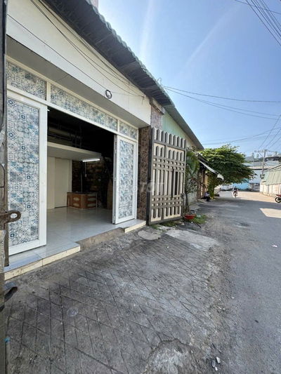 Phòng gác lửng mặt tiền đường 53 Q.Gò Vấp(Đối diện 140 Phạm Văn Chiêu)