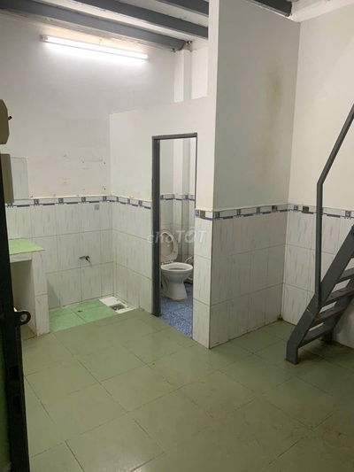 Phòng trọ 697 tạ quang bửu