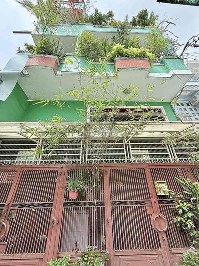 NHÀ 4 TẦNG CHIA 2 CĂN BÊN Ở BÊN CHDV_15 PHÒNG_HOÀN CÔNG ĐỦ_0 QH