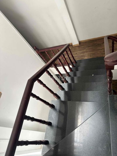 nhà mặt tiền đường Xuân Hồng- thuận tiện kinh doanh công ty- spa.....