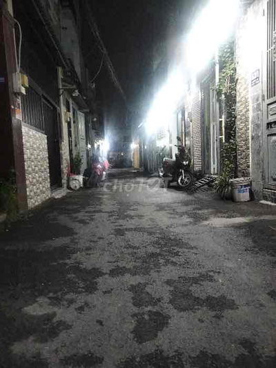 Giảm 550 triệu, bán nhà Quang Trung 55m2, 3 tầng - hẻm 4m - NHỈNH 4ty9