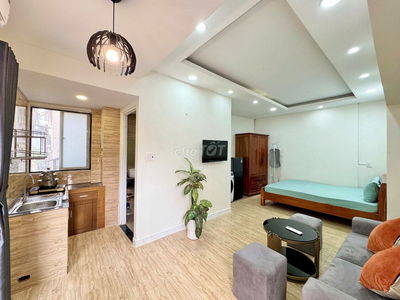 CĂN HỘ TÁCH BẾP CỬA SỔ TRỜI - GẦN BV TỪ DŨ