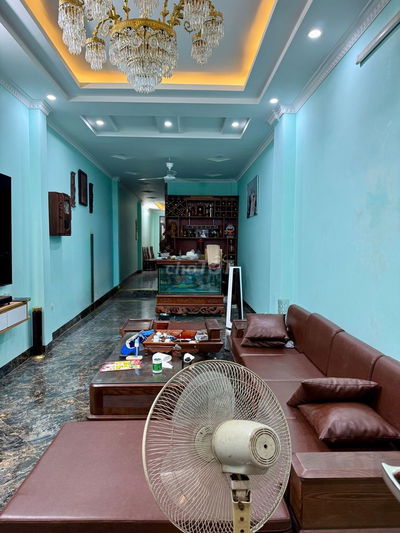 Bán nhà Đặng tiến đông- Hoàng cầu, 10m ra phố, gần công viên, hồ