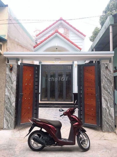 Bán gấp căn nhà mới xây và dãy trọ 10×20m thổ cư