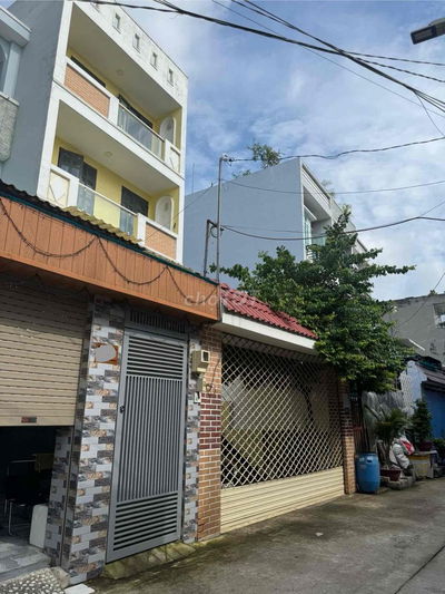 NHÀ 4 TẦNG ĐỖ XUÂN HỢP QUẬN 9 CÓ GARA XE HƠI GIÁ 8TỶ7