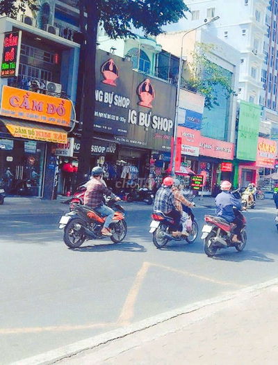 Mặt Tiền 4 Tấm Kinh Doanh Đông Đúc 24H