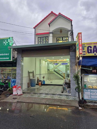 Bán căn nhà mặt tiền đường nhựa Tân Kiên - Bình Chánh