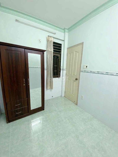 Phòng cửa sổ giá rẻ gò vấp