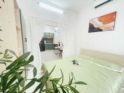 Căn Hộ 1PN 35m2 Máy Giặt Riêng - Khu Ẩm Thực Phan Xích Long - Bờ Kè TS