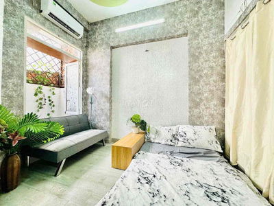 Cho Thuê Phòng Tách Bếp Cửa Sổ Thoáng _ Tách Bếp Ngay Nguyễn Văn Cừ