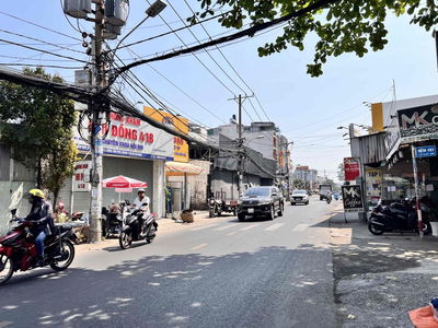 Mặt Tiền Thạch Lam dt 7.7x19m (143m2) Nhà 1 Lầu GIá 20.4 TỶ TL