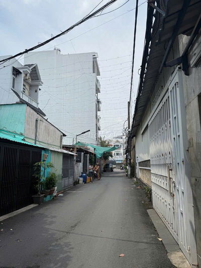 NHÀ 2 TẦNG, Ô TÔ TRÁNH, TRƯỜNG CHINH Q12, 61M2- 4,040 TỶ