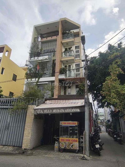 NHÀ 2 MẶT TIỀN ĐƯỜNG 16M CÓ LỀ 2 BÊN 2M GIÁP SÁT TRỤC ĐƯỜNG THỐNG NHÂT