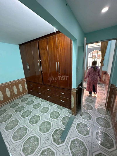 Nhà 3.7x9m lửng lầu 3pn 2wc. Đs 9 p9 gv. Gần công viên Làng Hoa
