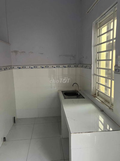 PHONG TRO DUONG ĐÊ BA TY 18M2