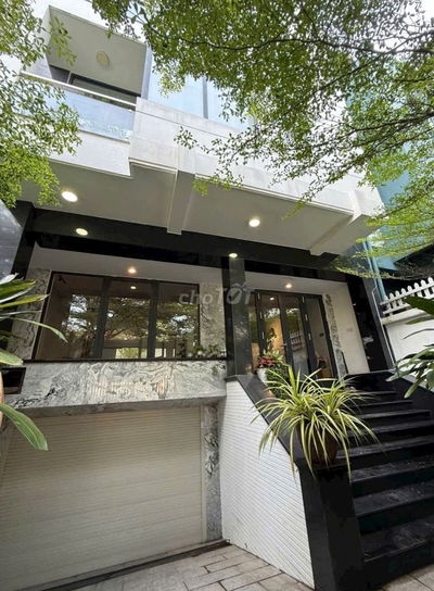 NHÀ ĐƯỜNG HOA LAN DIỆN TÍCH: 8X18M HẦM TRỆT 3 LẦU CHO THUÊ