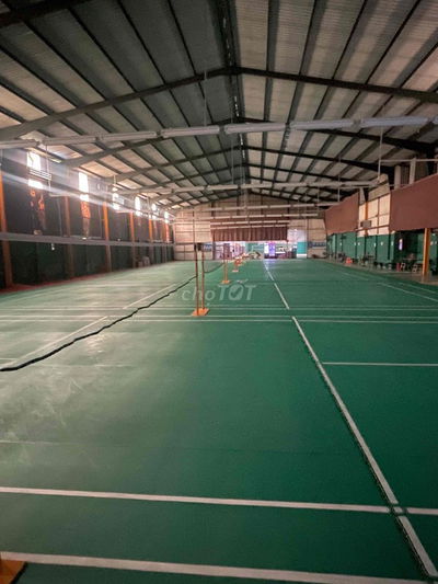 CHO THUÊ XƯỞNG LÁI THIÊU THUẬN AN GẦN QUỐC LỘ 13 1300m2