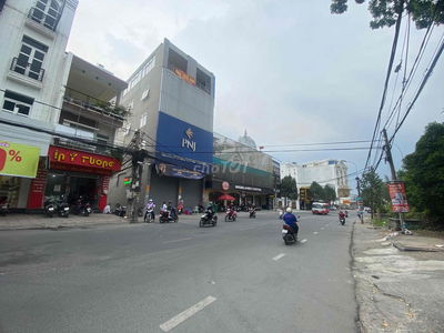 CHO THUÊ Toà nhà 5 lầu có Hầm + Thang máy Phạm Văn Thuận ,Biên Hoà