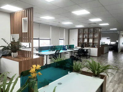Cho thuê văn phòng 75m2 tại Phố Chùa Láng đường ô tô tránh nhau.