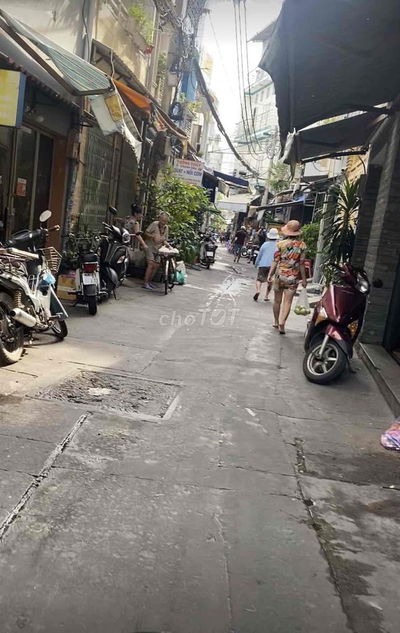 Nhà hẻm 6m thông tứ phía.Trệt,lầu, 2toilet.Vừa ở vừa kinh doan