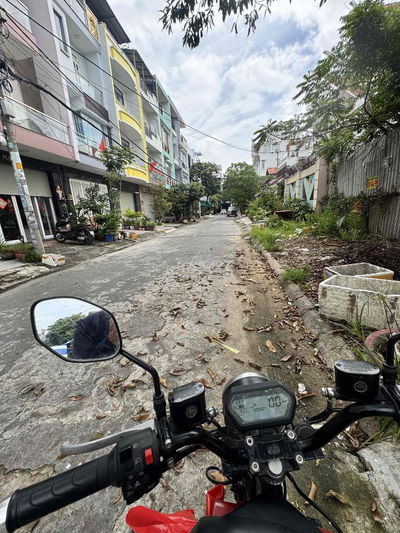 Nhà mặt tiền đường lớn gần khu Tên lửa quận Bình Tân.