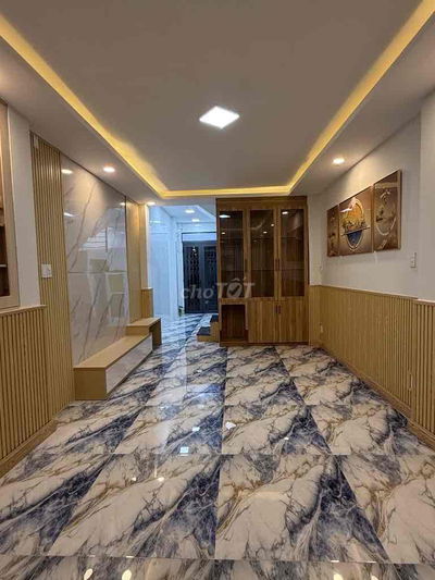 NHÀ ĐẸP 3 TẦNG PHƯỜNG 2 QUẬN 8 - 2 MẶT HẺM - DT 42M2 - NGANG 4,5M -SHR