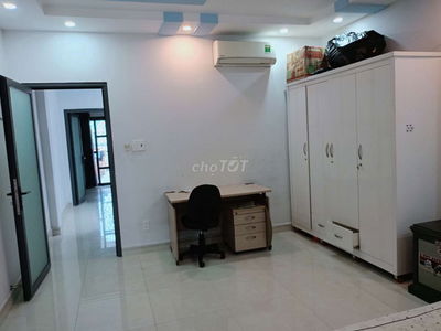 Nhà cho thuê số 13/ trần văn Hoàng phường 9 Quận tân bình.