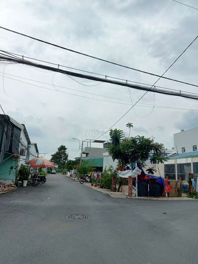 ĐẤT PHÂN LÔ ĐƯỢC LÔ GÓC ĐƯỜNG 10M SÁT MT LÊ VĂN LƯƠNG 230M2 THỔ CƯ
