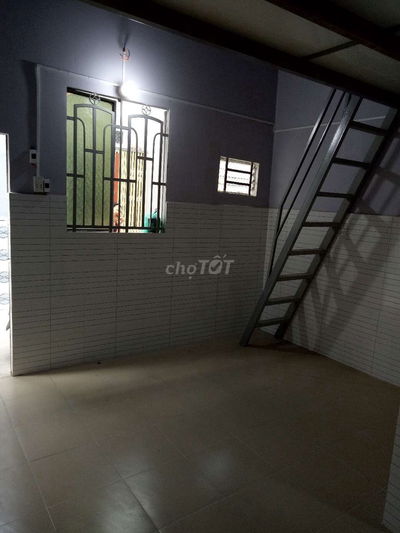 Phòng trọ mặt tiền quận 6