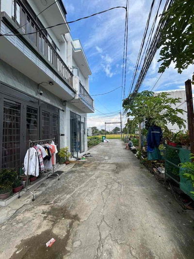 Bán nhà 2PN gần chợ ngân hàng Sacombank Nguyễn Văn Bứa 500m