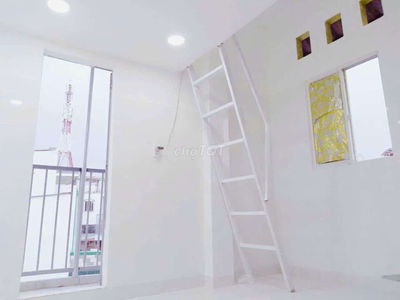 Phòng lầu2,Không gian riêng tư,ban công riêng,MÁYLẠNH,GÁC,tiện đi lại
