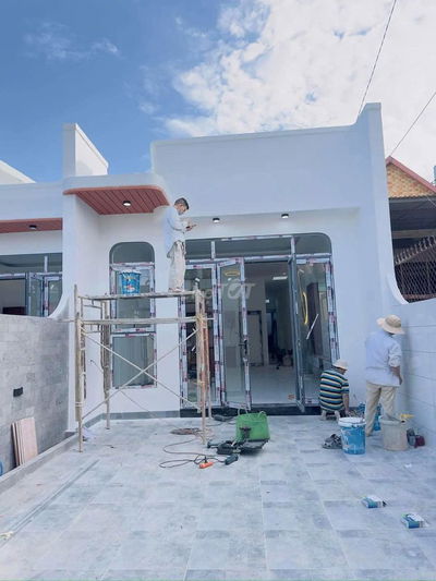 Cần bán căn cấp 4 gần hoàn thiện, sổ hồng riêng thổ cư