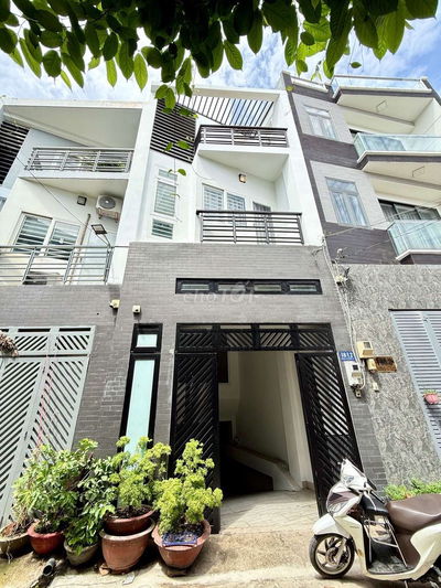 Nhà phố 1 hầm 3 lầu 1/ Ngắn Hẻm 6m Tân Thới Hiệp 08