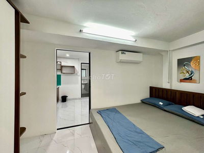 Căn Hộ 1PN tách bếp Ngay Hoa Lan Phú Nhuận