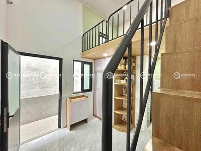 PHÒNG CÓ GÁC NGAY TẦNG TRỆT DẪN XE VÀO PHÒNG ĐƯỢC