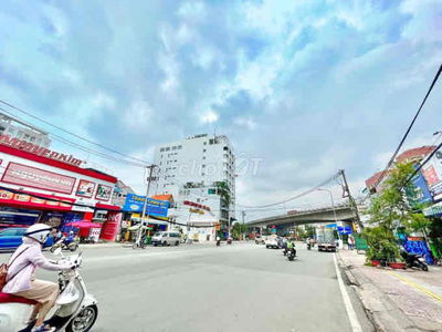 bán nhà đẹp FUlll nội thất Q7