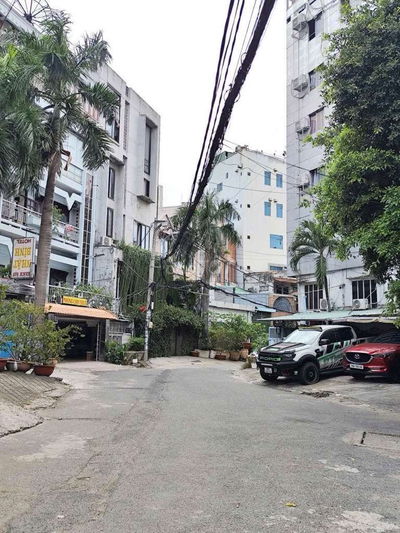 Chủ giảm mạnh! Nhà mới đẹp HXH 4 tầng 4 pn 3 mặt tiền ko lộ giới