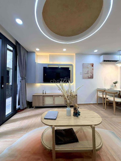 NHÀ ĐẸP QUẬN 1 MÀ GIÁ PHÚ NHUẬN - Cơ hội có 1 không 2!