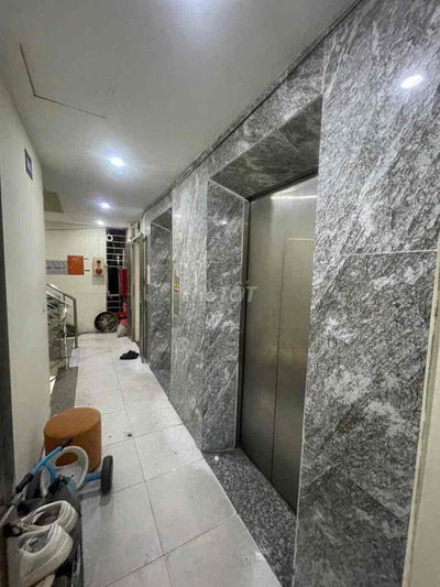 Bán CCMN Giá Rẻ, Toà Ô tô đỗ 2 thang máy - Lạc Long Quân. Tây Hồ